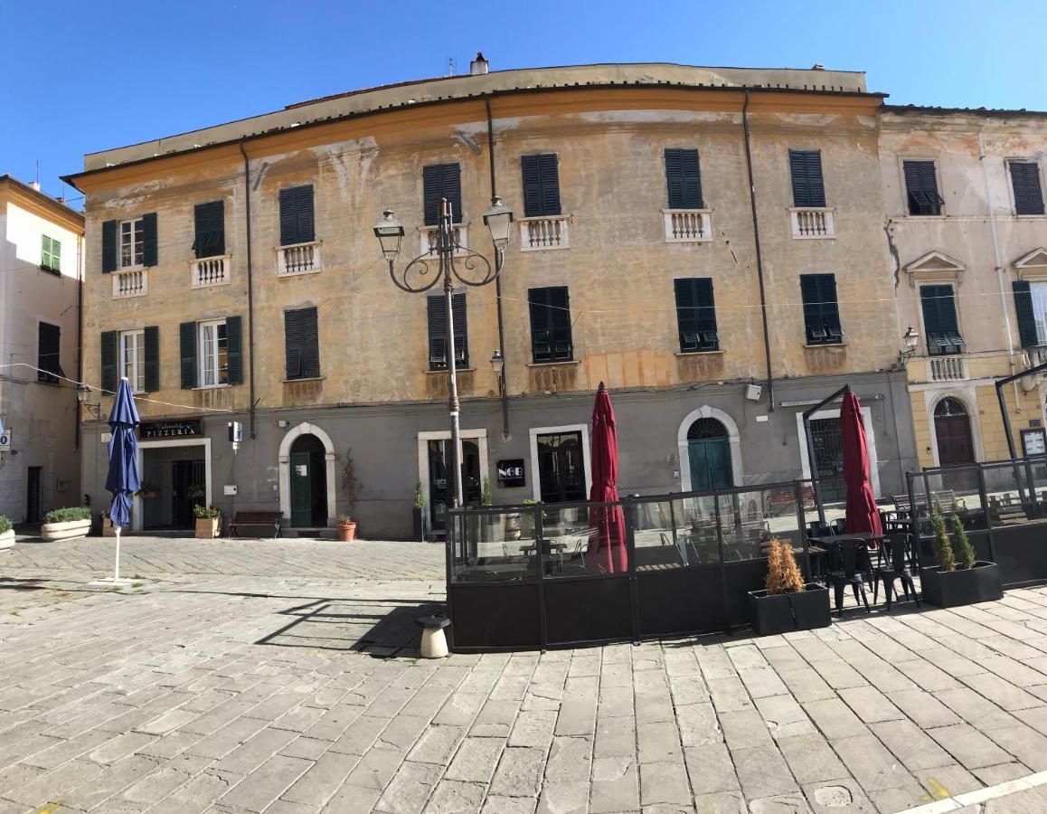 Matteotti 45 Apartment Sarzana Bagian luar foto